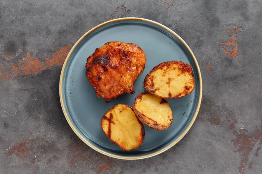 БЛ Бедро с картофелем из печи