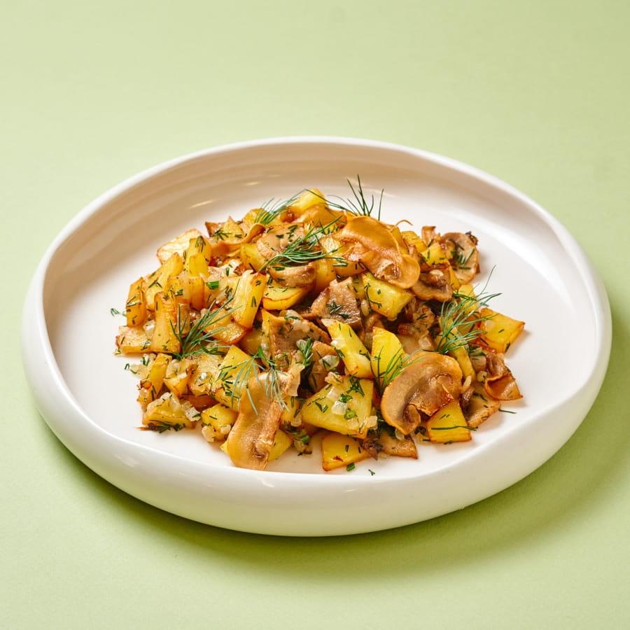 Картофель жареный с шампиньонами