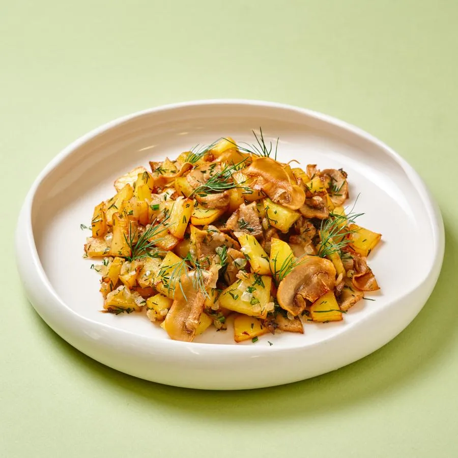 Картофель жареный с шампиньонами