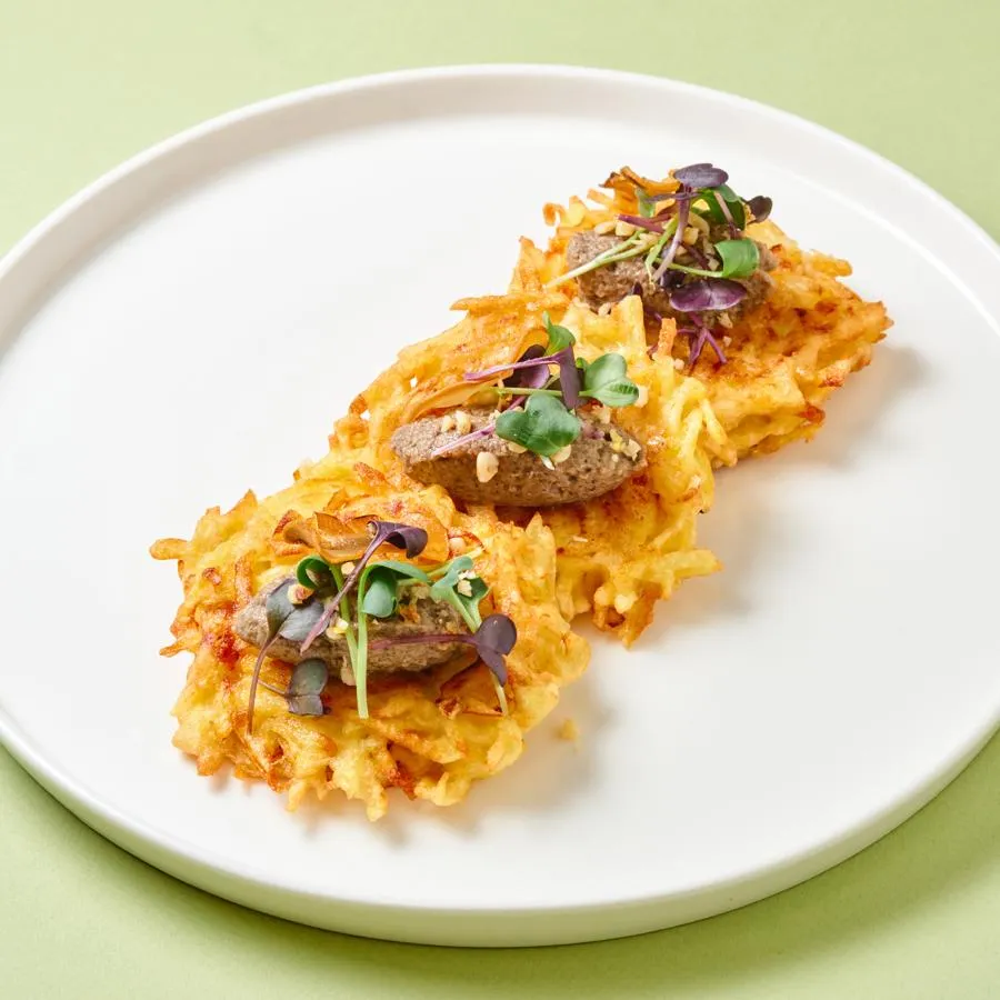 Драники с грибной икрой и кедровыми орехами